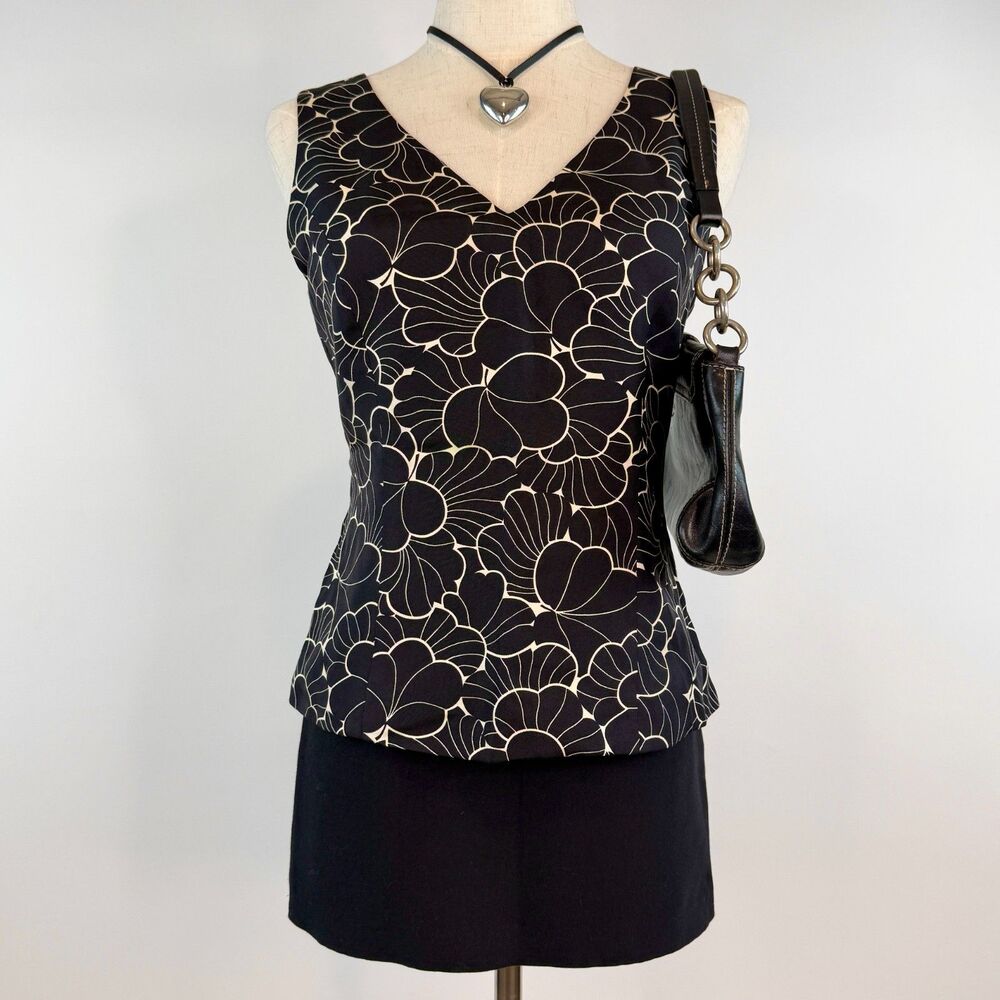 90s Ann Taylor Black/White Floral Sleeveless V-Neck Blouse Whimsy Fairy Size 4